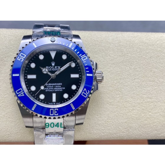 Rolex Submariner SUB Submariner without Calendar
【 Diameter 】41mm
【 Movement 】 Equipped with an automatic mechanical movement
"Circle