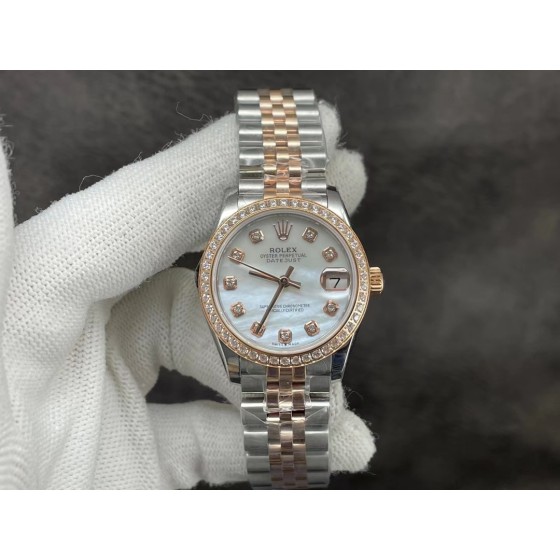Women's Datejust 31mm Datejust ① : The Oyster case of the Women's Datejust is a paragon of robust elegance and perfect proportions. It is forged with 316L stainless steel