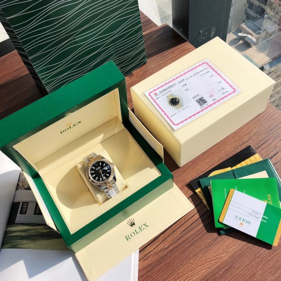 ROLEX- Rolex Datejust! The perfect size of 41mm for men. Genuine 18K gold bag, holding the authoritative GTC China certification certificate, 100%
