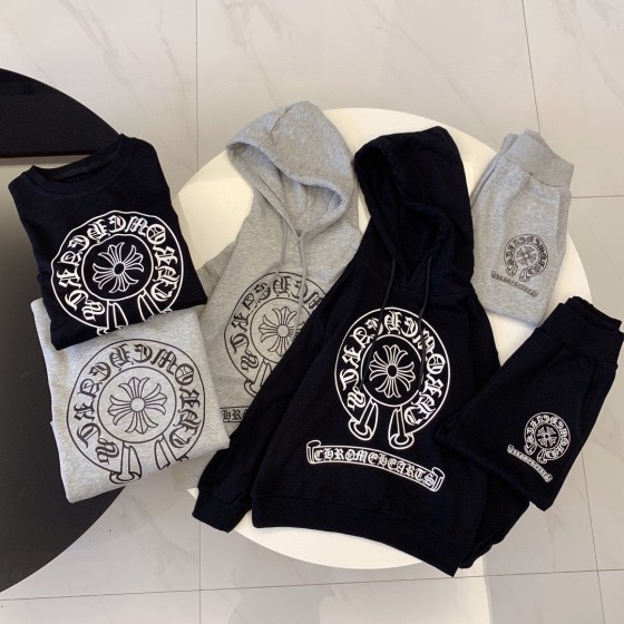 Kroxin, high-end children's clothing, hooded suits for boys and girls, made of pure cotton fabric, comfortable and good-looking to wear
Code size: 90/100/110/120/