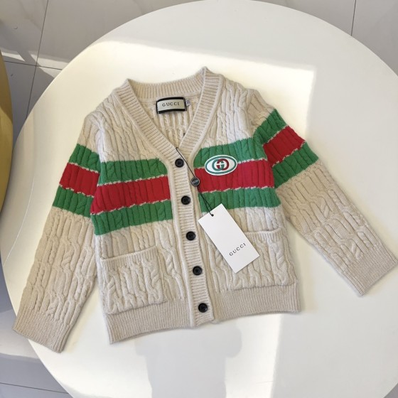 Gucci, high-end children's clothing, cardigan sweaters for both boys and girls, comfortable and good-looking to wear. Sizes: 90/100/110/120/13